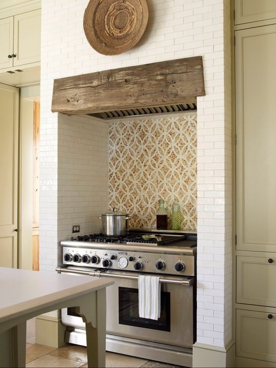 Morrocan Tile Range Backsplash Image via dflkjs