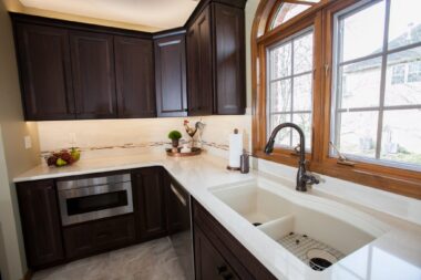 Elk low divide e-granite sink - makes washing those big frying pans easy! 