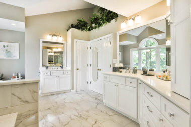 1025 Bristol Manor 42